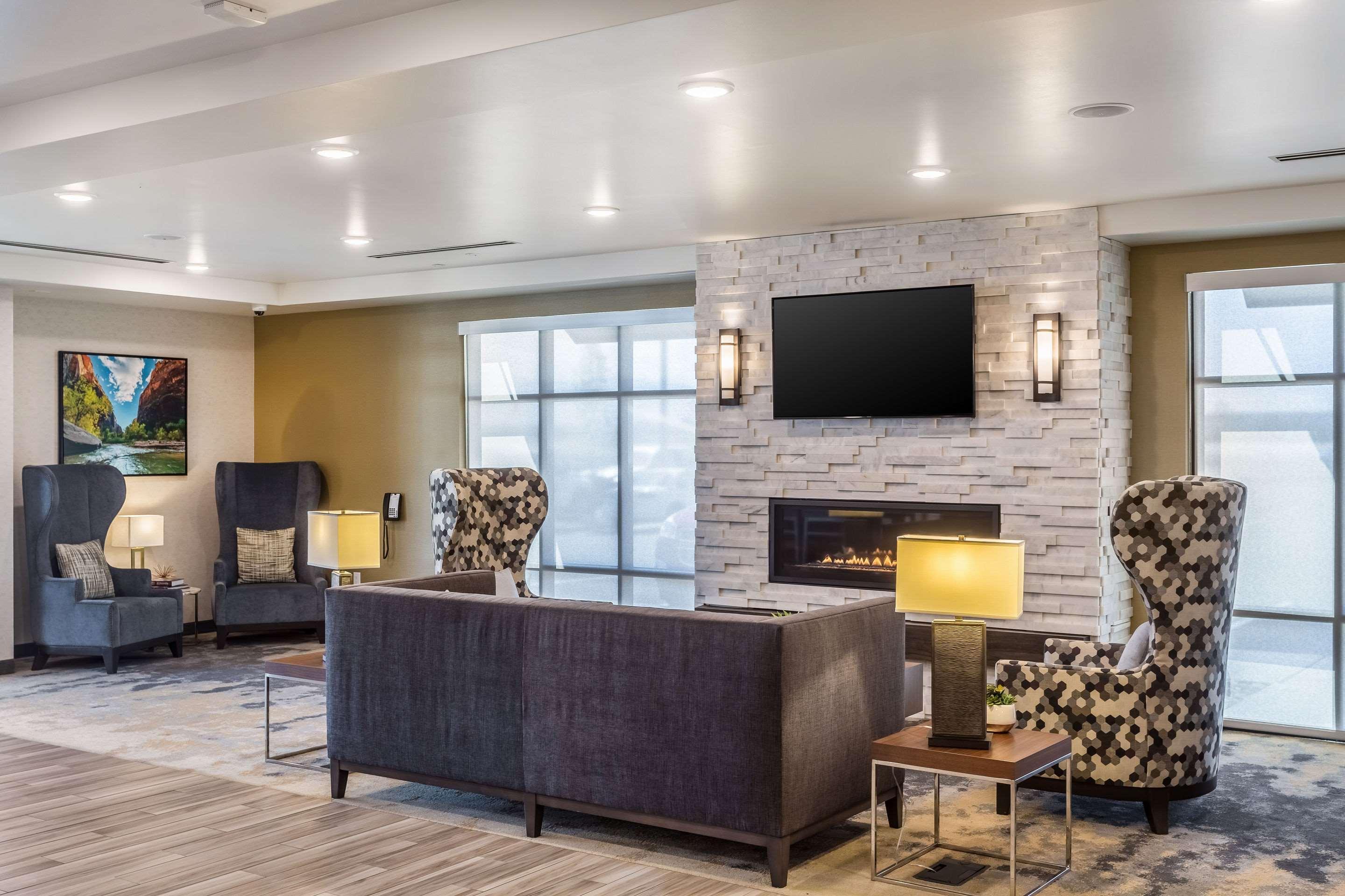 Comfort Inn&Suites Salt Lake City Airport Eksteriør bilde