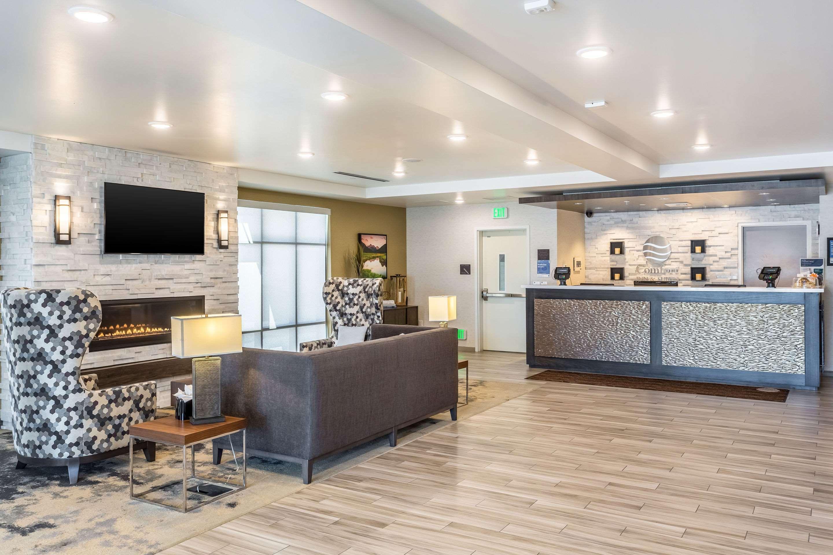 Comfort Inn&Suites Salt Lake City Airport Eksteriør bilde