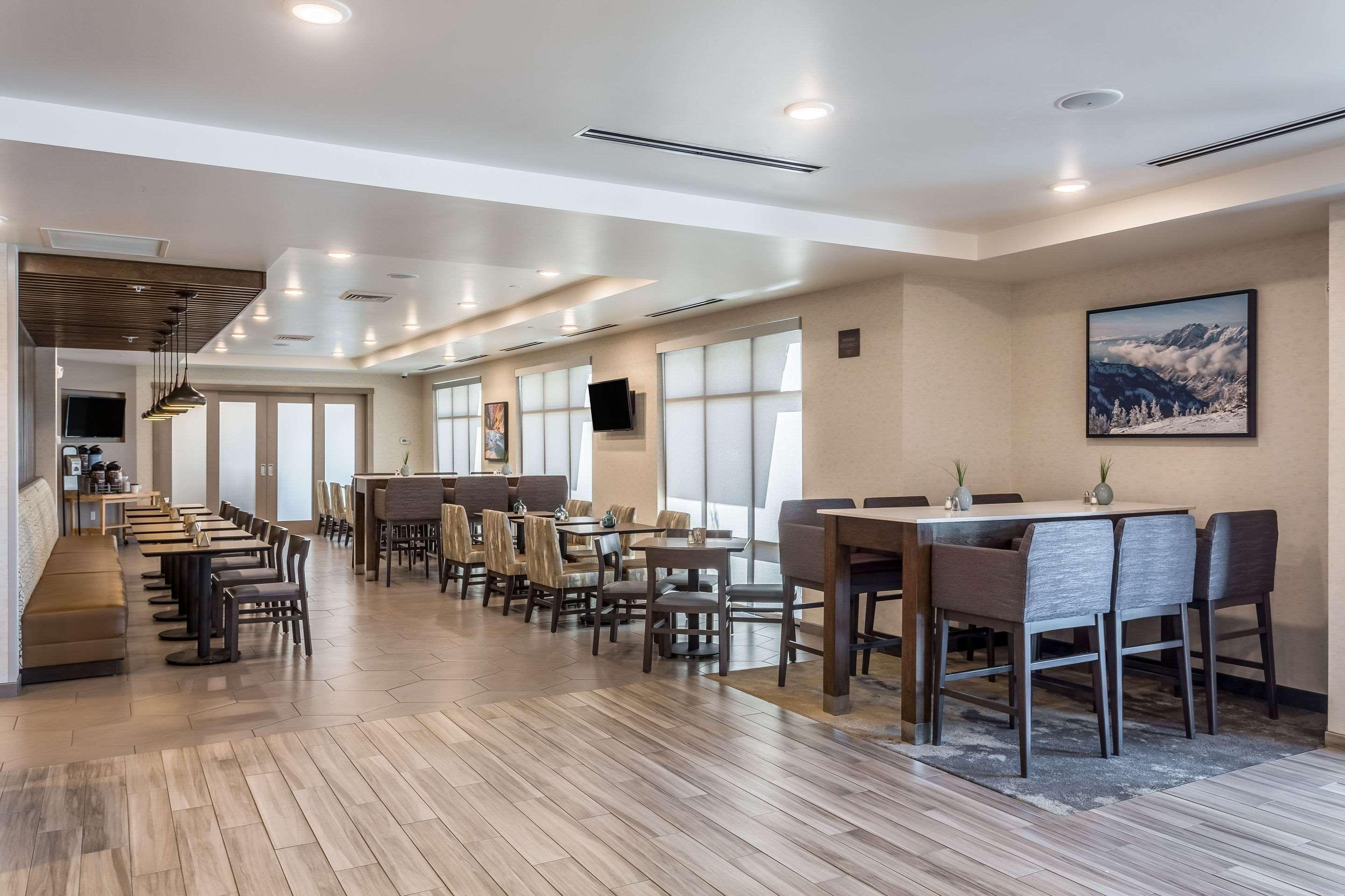 Comfort Inn&Suites Salt Lake City Airport Eksteriør bilde