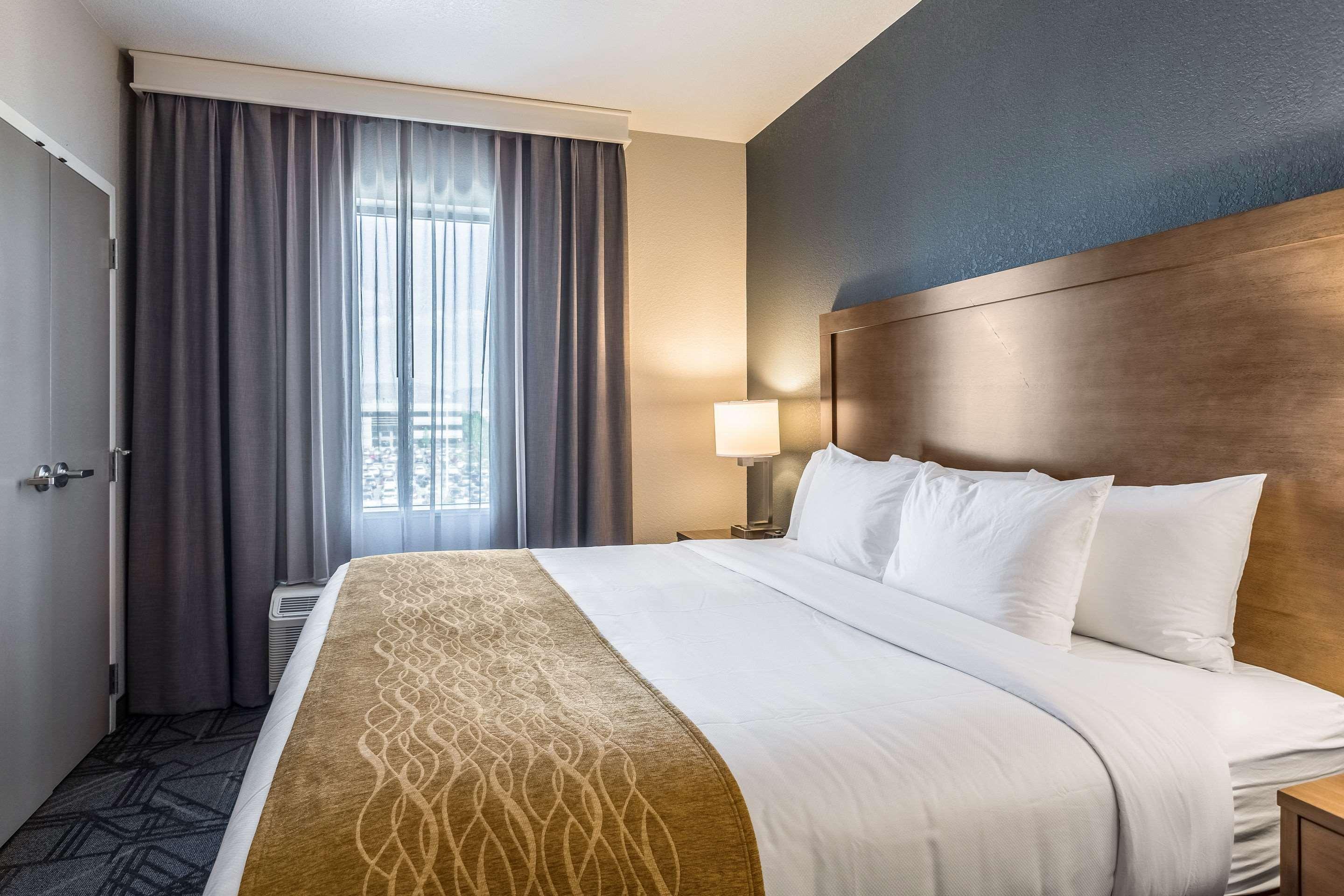 Comfort Inn&Suites Salt Lake City Airport Eksteriør bilde